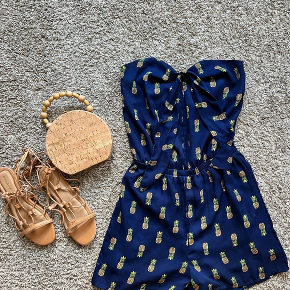 Strapless romper - Picture 2 of 7